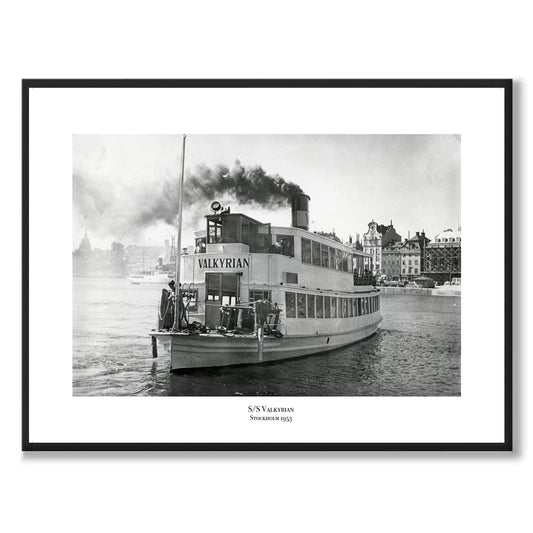 Poster med skärgårdsbåten Valkyrian